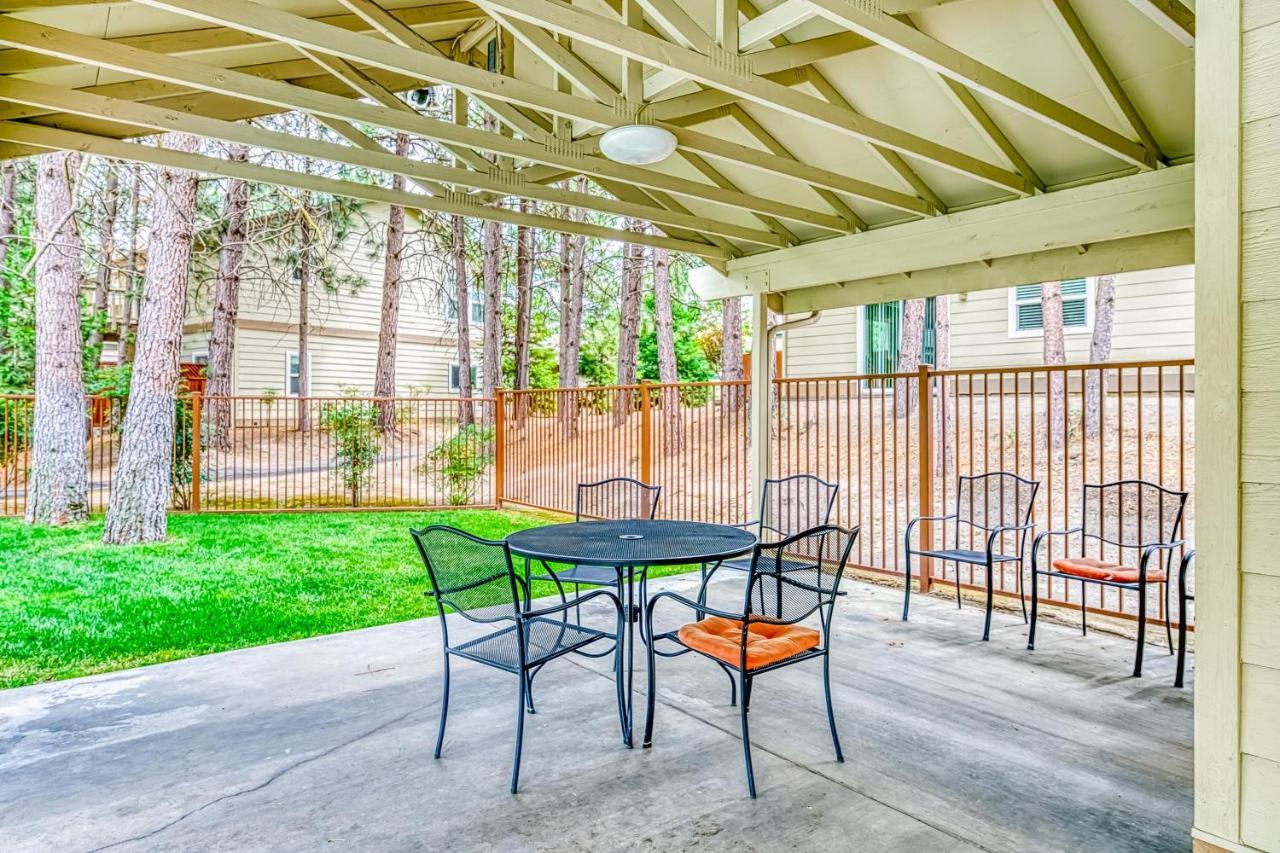 Slide Creek Retreat Apartment Bass Lake Exterior photo
