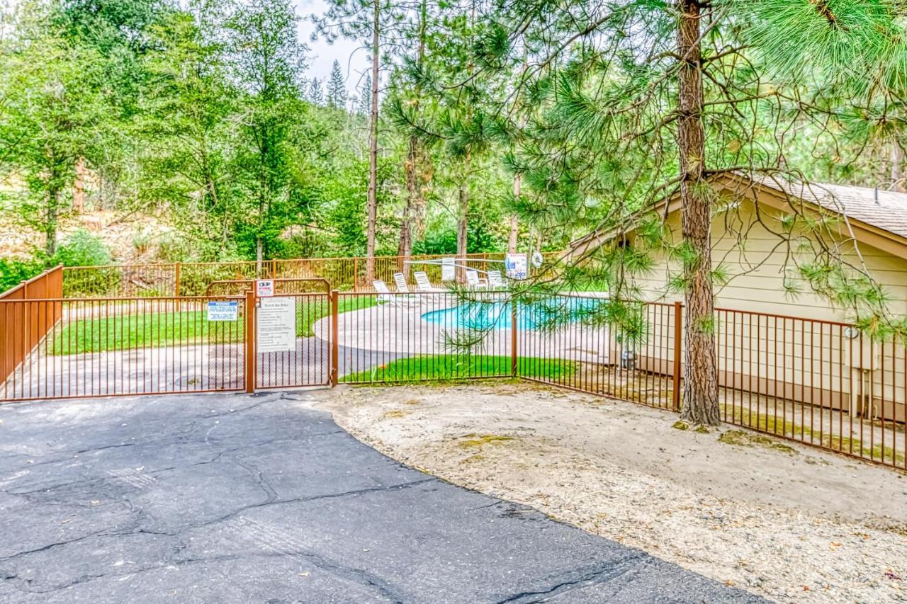 Slide Creek Retreat Apartment Bass Lake Exterior photo